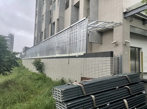 雲林遮雨棚，雲林採光罩，雲林車庫遮雨棚，雲林陽台採光罩，雲林走廊遮雨棚，雲林走廊採光罩，雲林窗戶採光罩