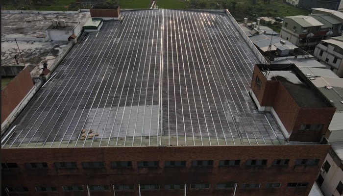 太陽能模板組支架, 雲林太陽能烤漆浪板, 雲林浪板工程, 雲林鋼構搭建, 雲林烤漆浪板搭建, 雲林頂樓加蓋, 雲林頂樓搭鐵皮, 雲林客製化鐵皮屋新建工程, 雲林鐵皮屋搭建